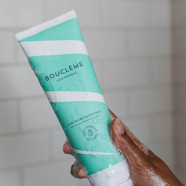 Bouclème Scalp Exfoliating Shampoo 250ml 8 Bouclème Scalp Exfoliating Shampoo 250ml - Image 6