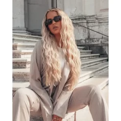 Beauty Works X Molly Mae Waver Limited Edition -No Hair care products shop, no kiss. 12545022 1354865591840193