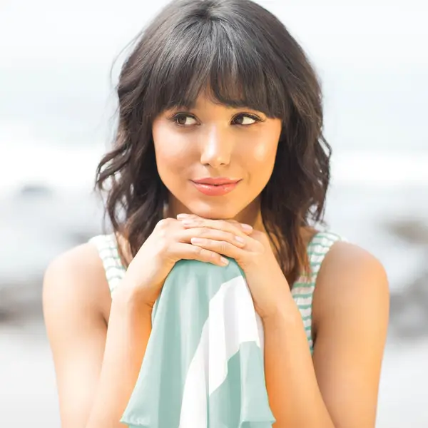 Drybar Seashore Spritzer Salt-Free Wave Spray 6 Drybar Seashore Spritzer Salt-Free Wave Spray - Image 4