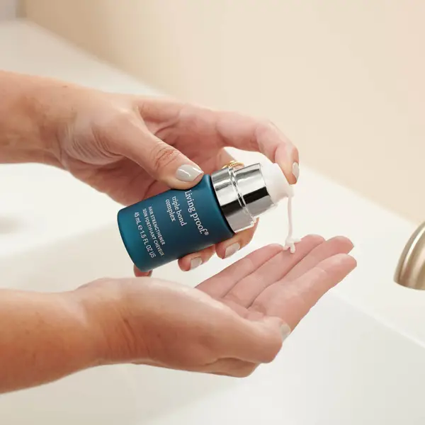 Living Proof Triple Bond Complex 15ml 7 Living Proof Triple Bond Complex 15ml - Image 5